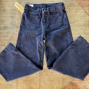 Gap High Rise Stride Wide-Leg Ankle Jeans (size 26, 2 Long)